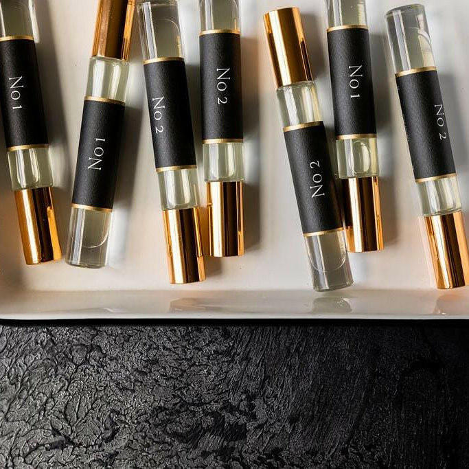 No. 1 - Bois Sacré Roll On Perfume Oil - Les Deux Fragrances