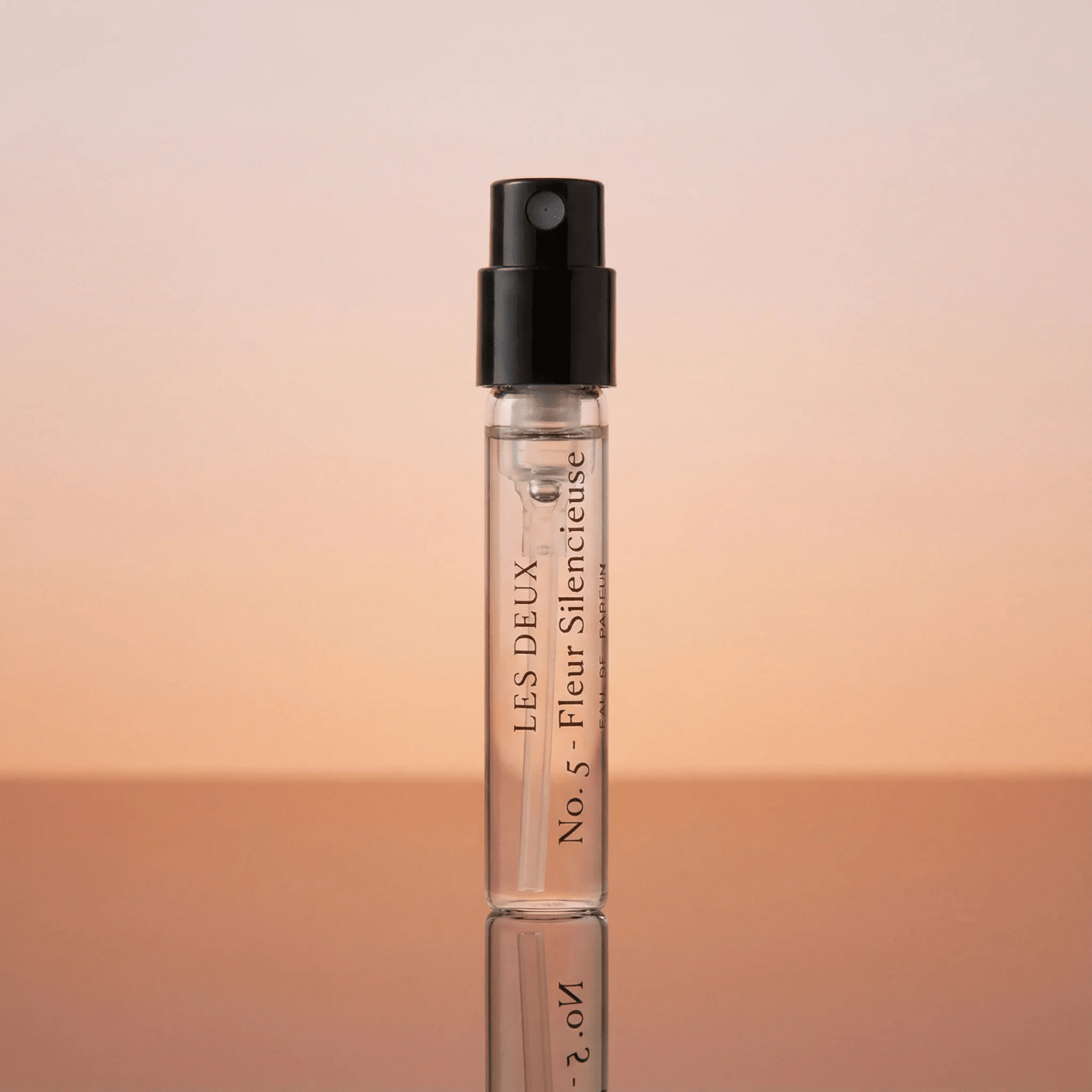 No. 5 - Neroli, Tuberose, Damask Rose, Sandalwood, Musk - Les Deux Fragrances