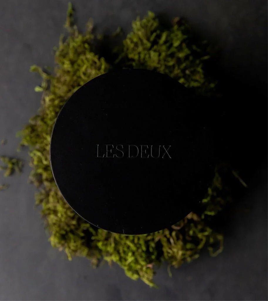 No. 1 - Bois Sacré Candle - Les Deux Fragrances